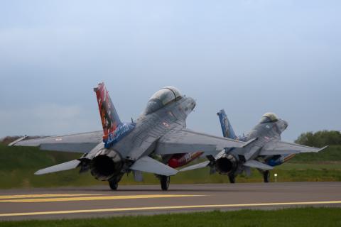 192 Filo F-16's formation landing during NTM2014 (photo by David Goovaerts)